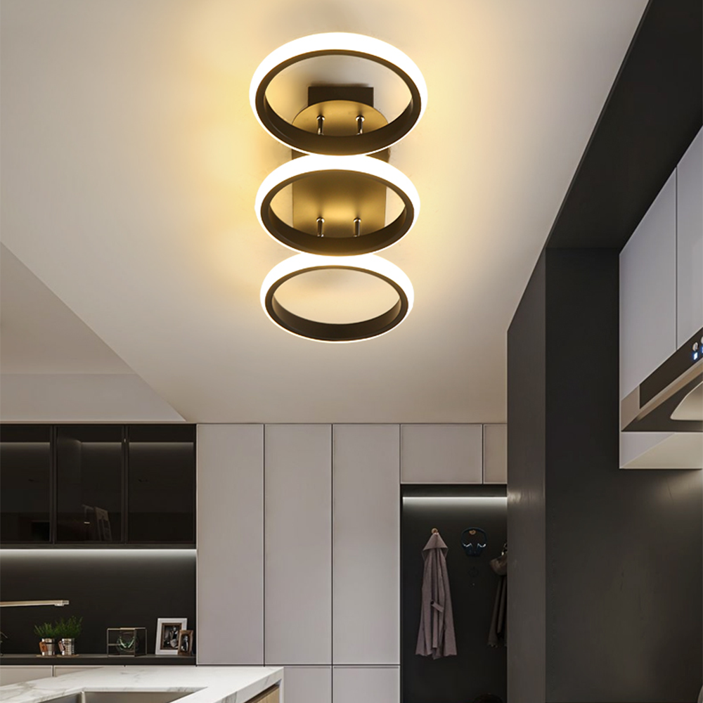 Taklampa med överlappande LED-ringar