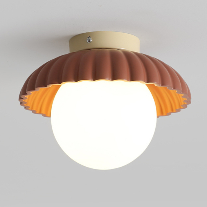 Plafond i järn med glasklot