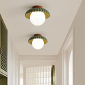 Plafond i järn med glasklot
