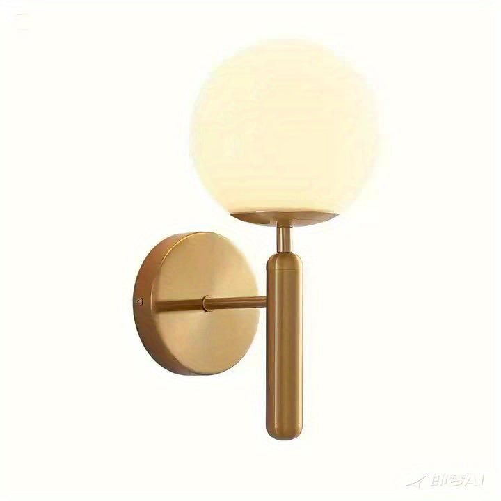 Vägglampa med rund glaskupa