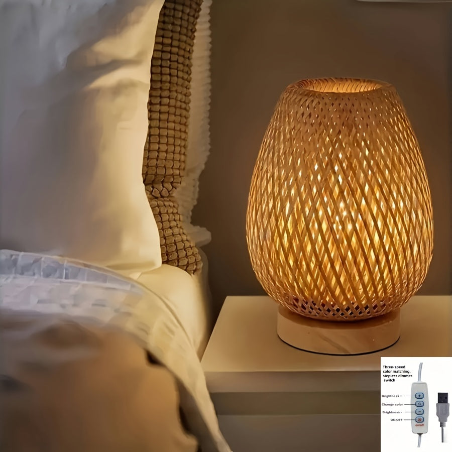 Sängbordslampa i flätad bambu