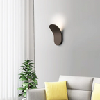 Vägglampa järn böjd