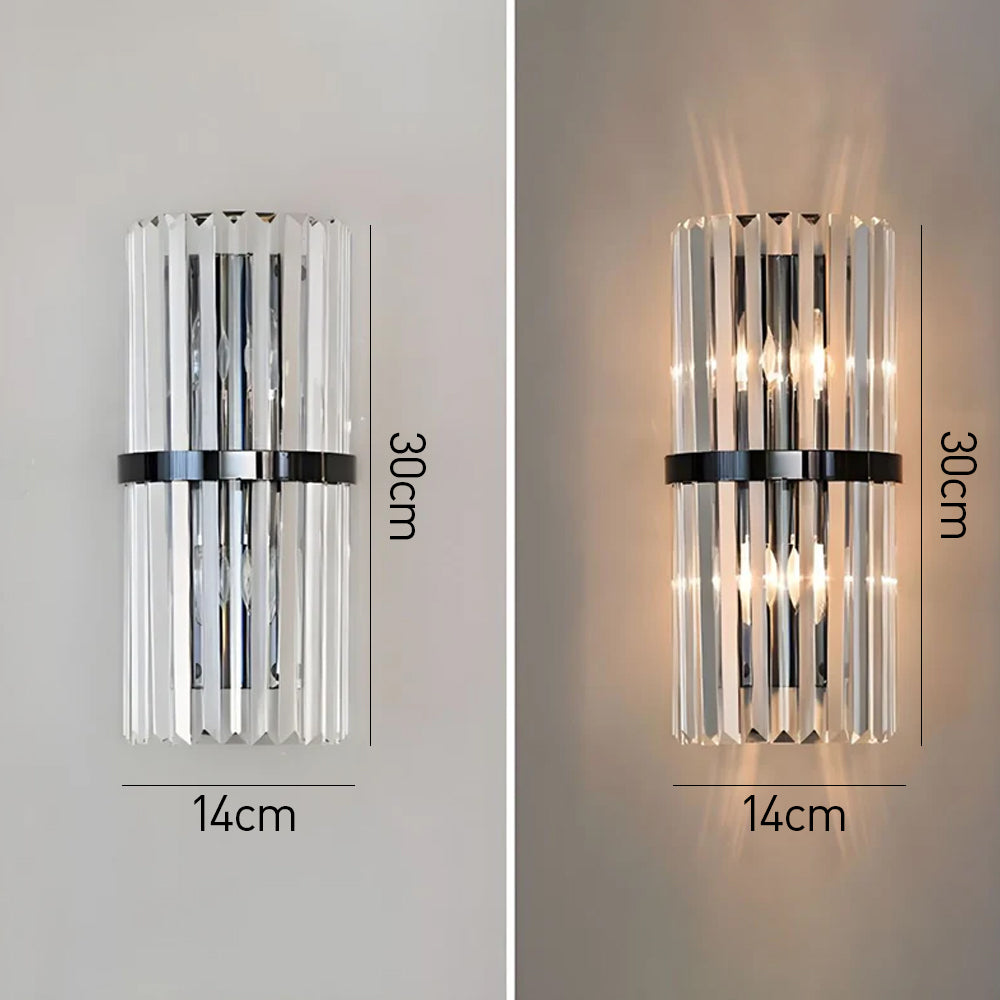 Vägglampa med kristallpaneler