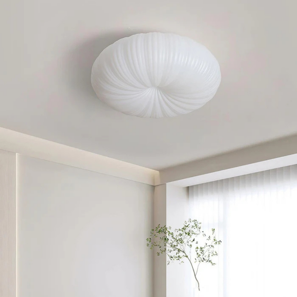 Plafond med veckad skärm