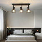 Taklampa med tre spotlights