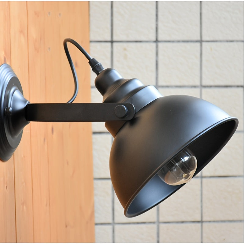 Vägglampa justerbar arm