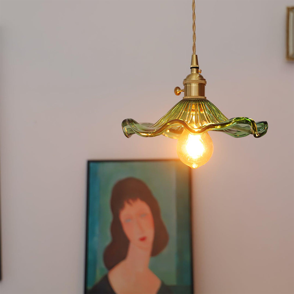 Pendellampa med glasblomma