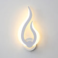 Vägglampa flamform