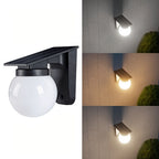 Solcellsvägglampa med klotformad kupa