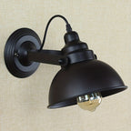 Vägglampa justerbar arm