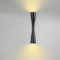 Vägglampa i aluminium med ljus upp och ner