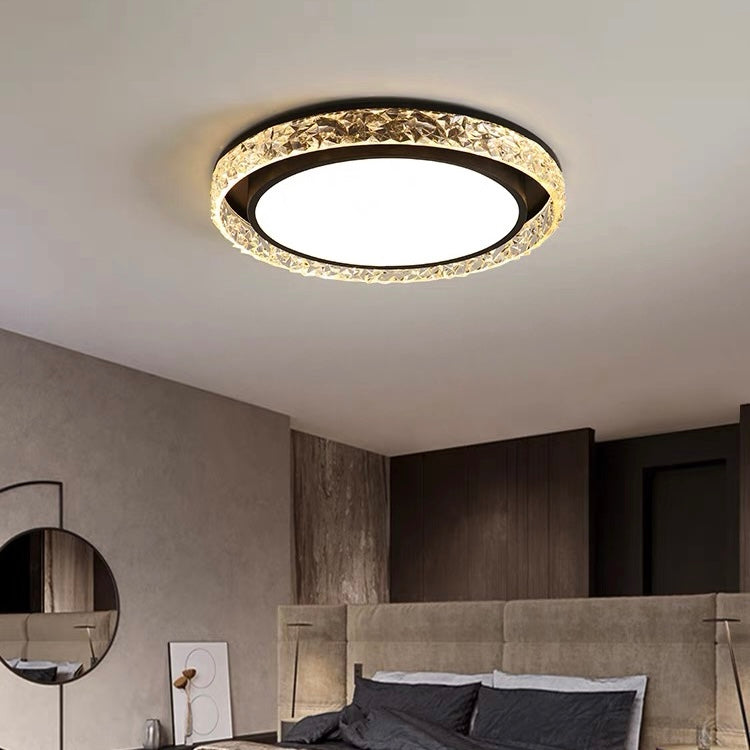 Plafond med kristallring och fjärrkontroll