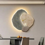 Väggklocka med tyst urverk och LED-ljus