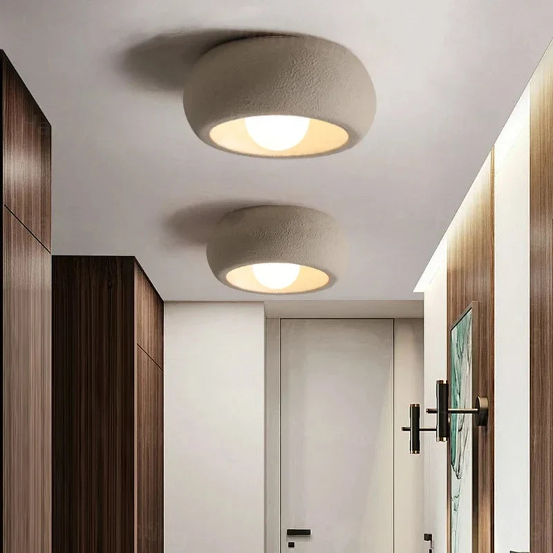 Rund plafond i matt vit finish