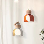 Taklampa i formgjuten resin