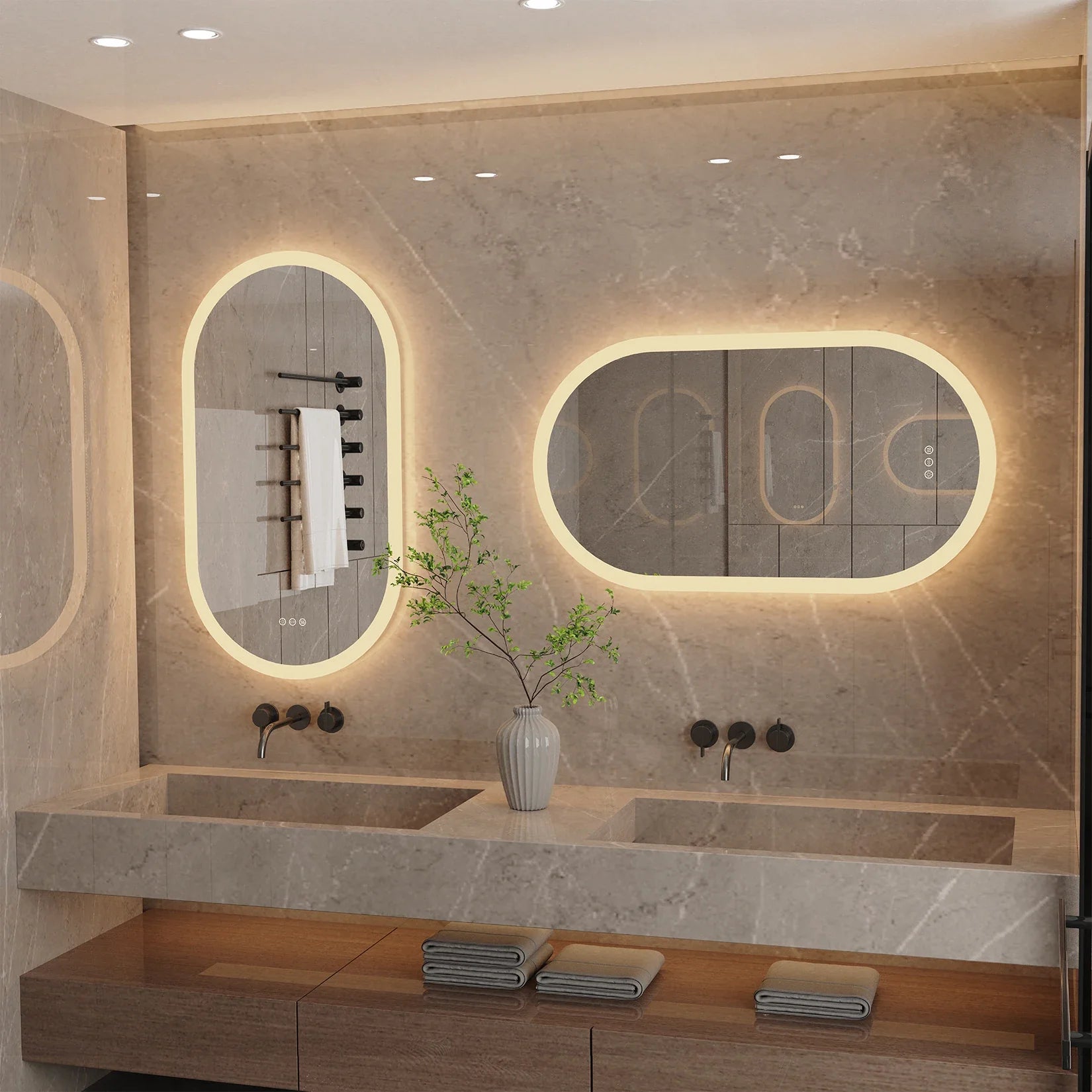 Oval badrumsspegel med LED och antiimma