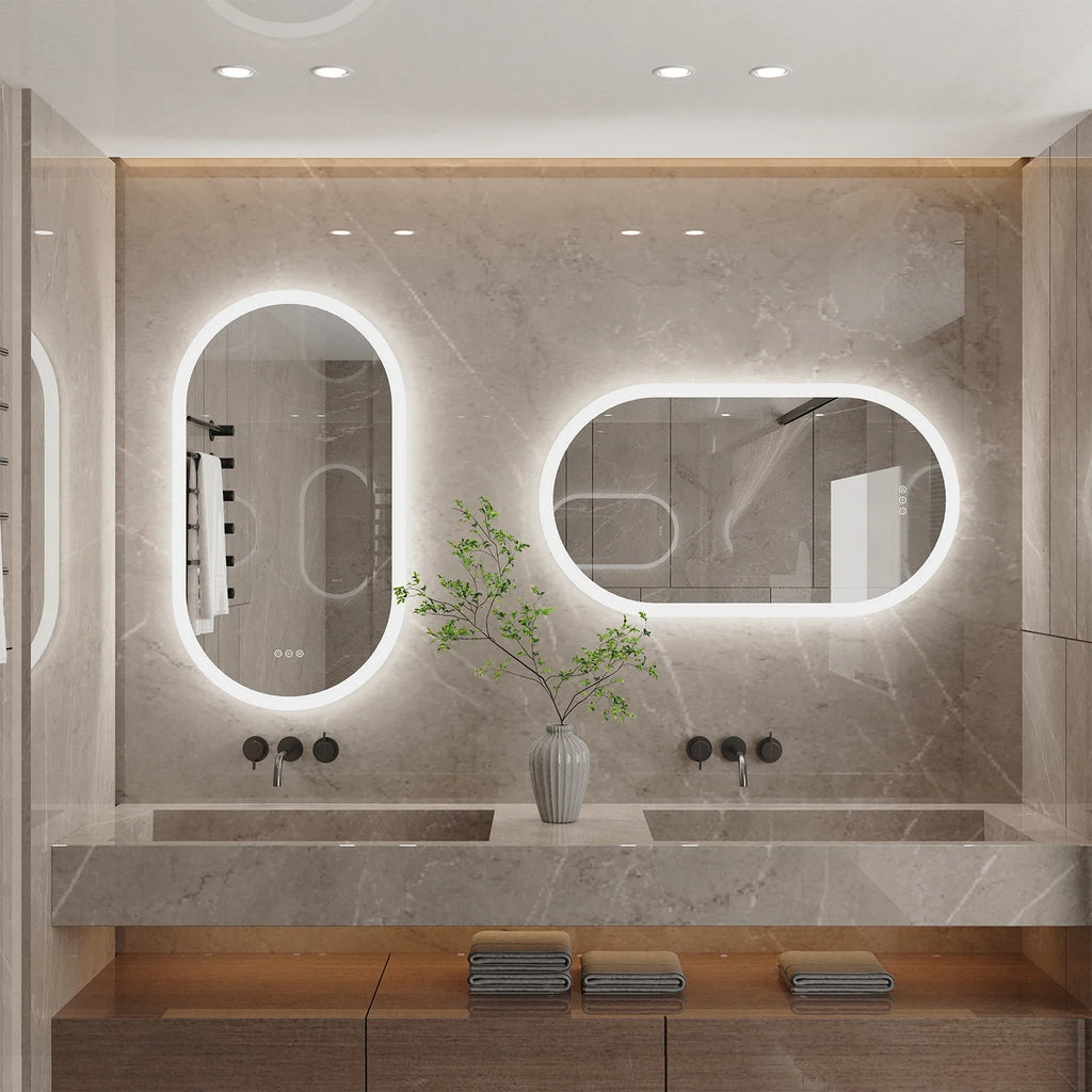 Oval badrumsspegel med LED och antiimma