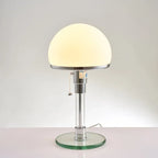 Bordslampa med frostad glaskupol