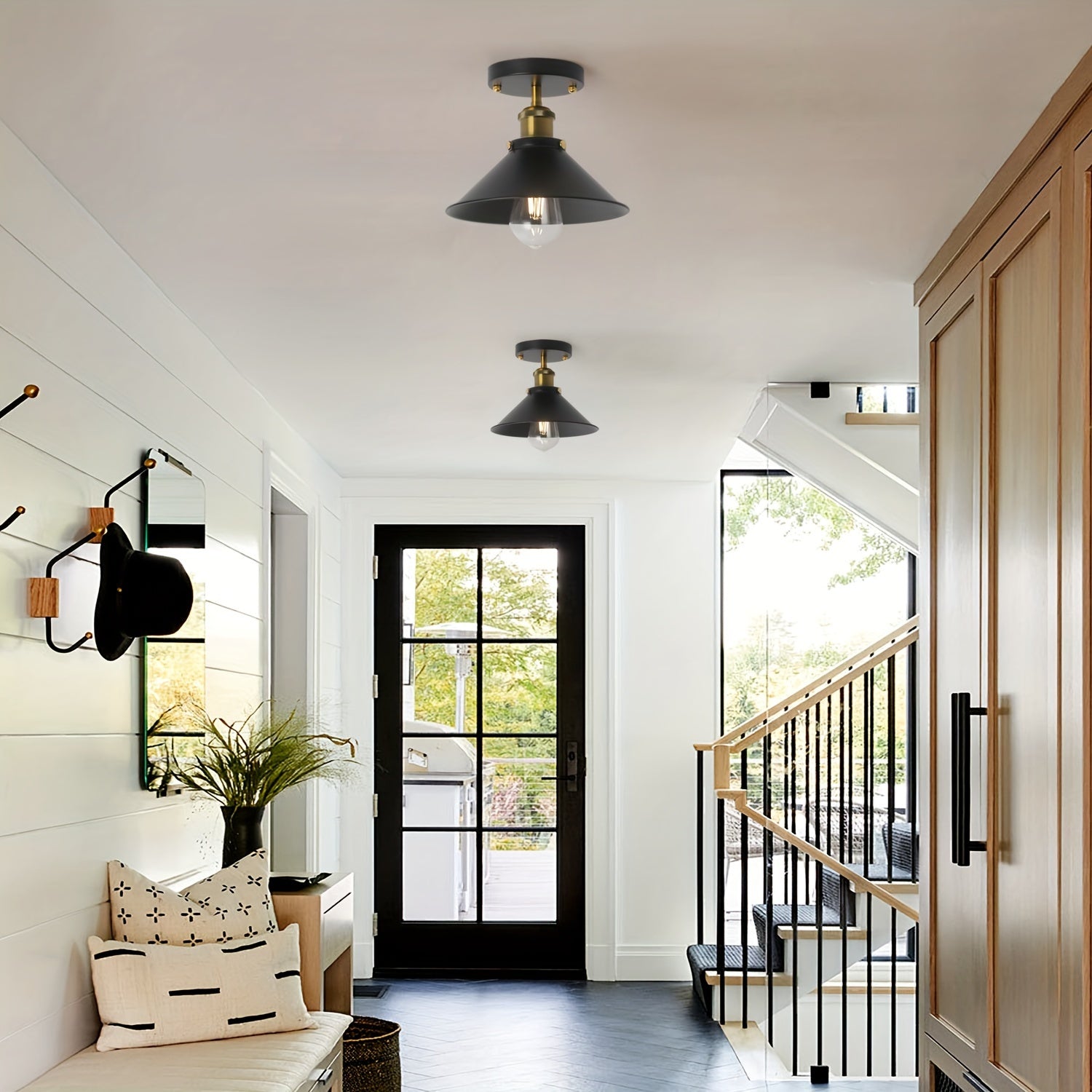 Plafond i svart metall