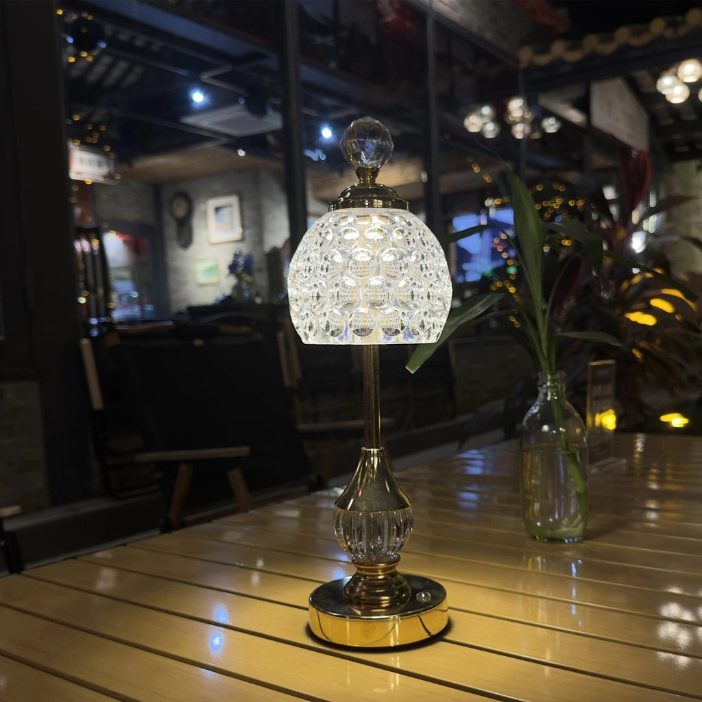 Bordslampa i kristallform, laddningsbar
