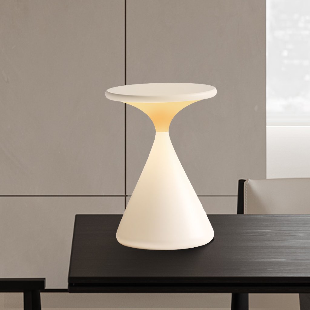 Sladdlös bordslampa i timglasform