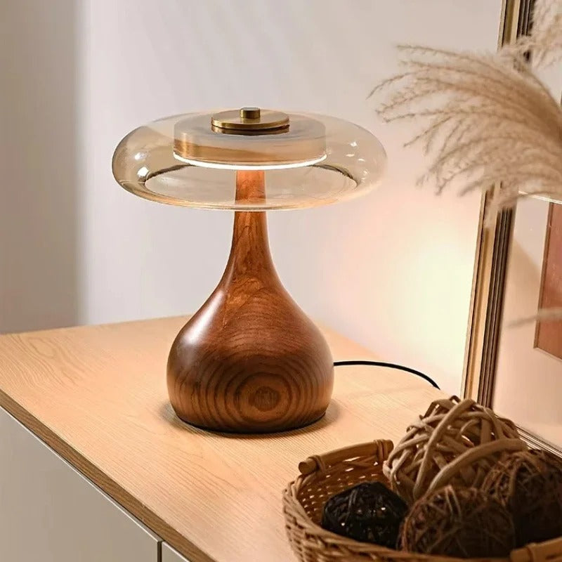 Bordslampa i glas, trä och mässing