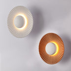 Vägglampa med solmotiv